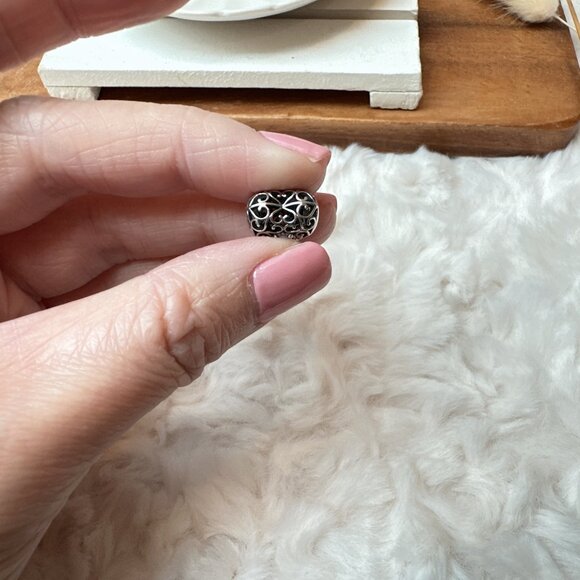 Pandora October Signature Heart Charm - Picture 3 of 5